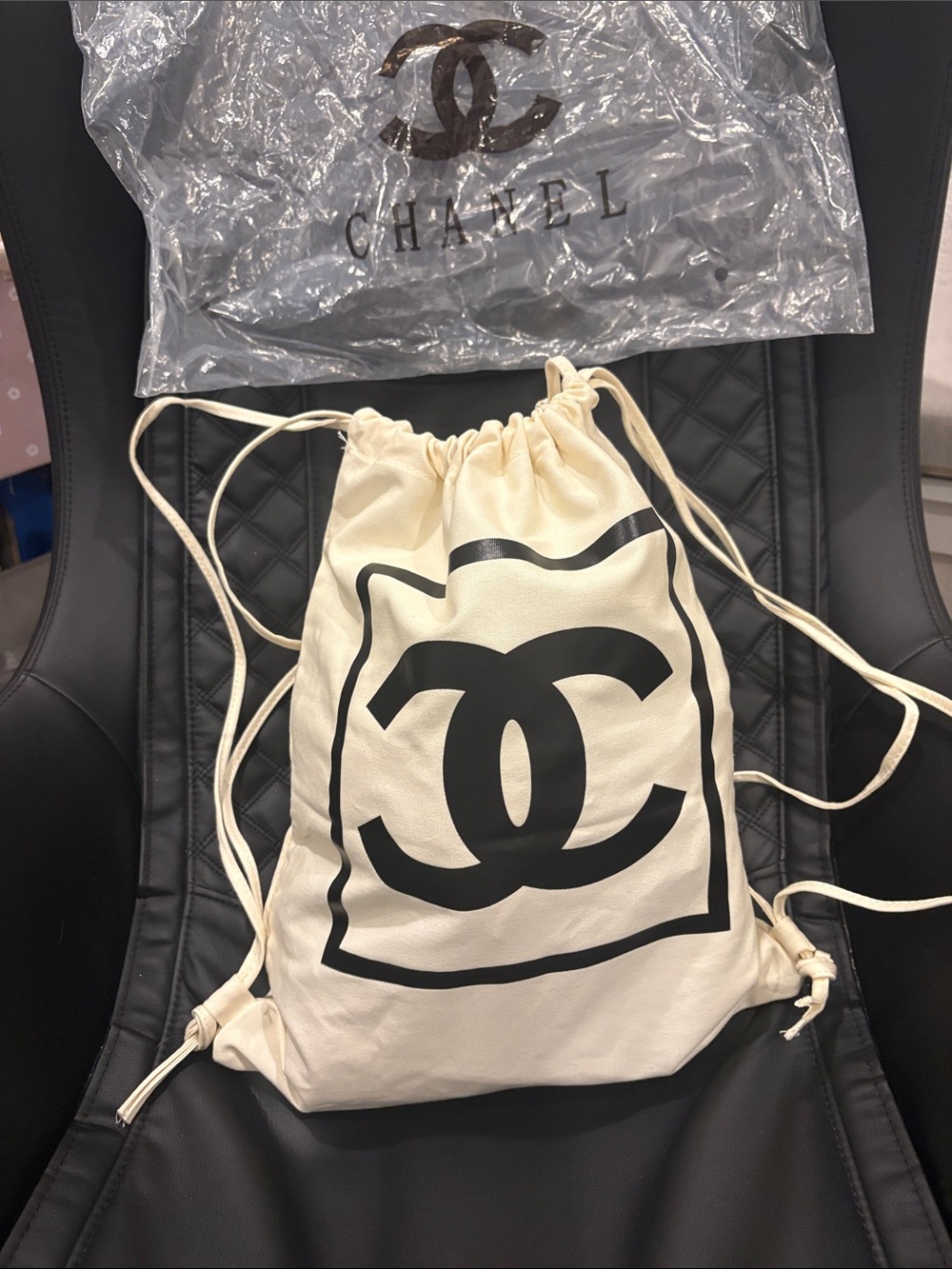NWT Fashion Canvas Cream Drawstring Backpack with Black Logo - Picture 2 of 8